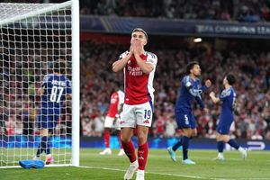Arsenal-Stürmer Leandro Trossard vergibt im Hinspiel gegen Paris Saint-Germain eine Chance. - Foto: Adam Davy/PA Wire/dpa