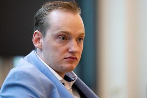 Der Angeklagte muss nach der Entscheidung des Gerichts für die bisherige Haft entschädigt werden. (Archivbild) - Foto: Sven Hoppe/dpa