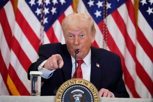 Trump droht Gegnern seiner Grönland-Pläne mit Zöllen. - Foto: Alex Brandon/AP/dpa