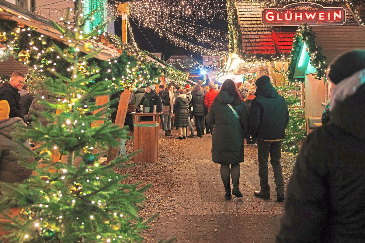 Der Weihnachtsmarkt in Lippstadt ist immer auch ein Publikumsmagnet. An diesem Mittwoch öffnet er seine Tore und geht bis zum 23. Dezember. Symbolfoto: KWL