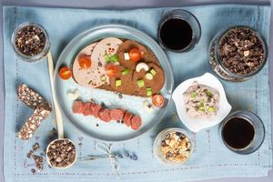 Gerade in Fertigprodukten ist häufig eine Menge Zucker versteckt. (Symbolbild) - Foto: Sebastian Kahnert/dpa