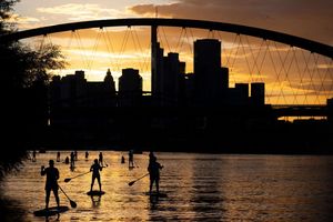 Frankfurt ist von einem Reisemagazin zu einem der «Best Places to Go» gekürt worden. (Archivbild) - Foto: Boris Roessler/dpa