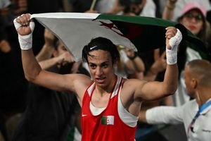 War bei Olympia 2024 Gegenstand der Debatten: Imane Khelif. - Foto: Mauro Pimentel/AFP/dpa