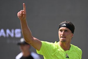 Alexander Zverev kann in Stuttgart seinen 25. Titel gewinnen. - Foto: Marijan Murat/dpa