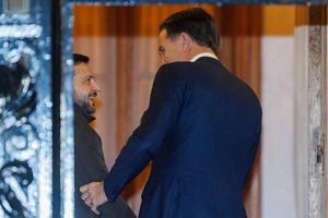 Nato-Generalsekretär Mark Rutte will den ukrainischen Präsidenten Wolodymyr Selensky am Abend in seiner Residenz empfangen. (Archivbild) - Foto: Olivier Matthys/Pool EPA/AP/dpa