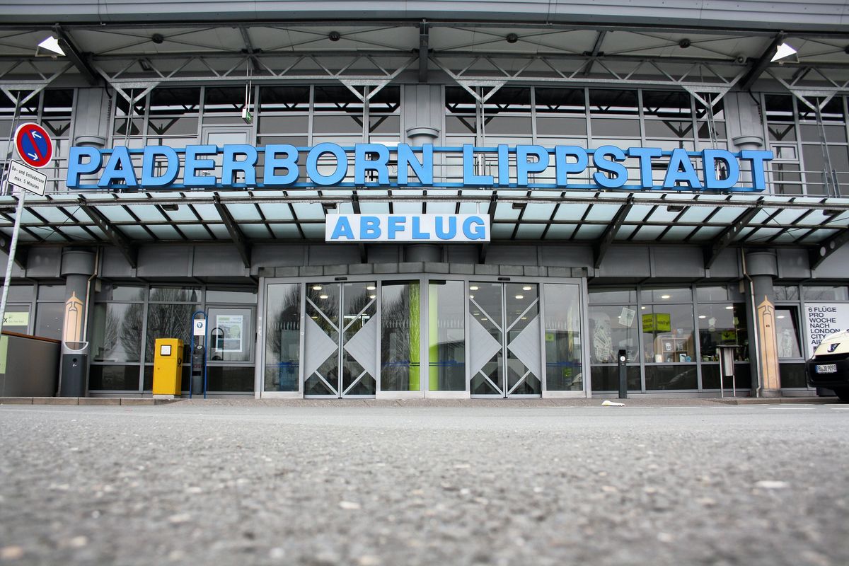 Am Donnerstag gibt es aufgrund eines bundesweiten Streiks im Bereich der Luftsicherheit 24 zusätzliche Starts und Landungen am Flughafen Paderborn/Lippstadt. Foto: Niggenaber