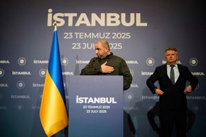 Umjerow führte ab Mai für die Ukraine Verhandlungen mit Russland und soll auch nun wieder einen Gefangenenaustausch vermitteln. (Archivbild) - Foto: Emrah Gurel/AP/dpa