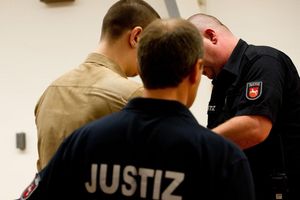 Der sogenannte Maschsee-Mörder soll erneut Straftaten begangen haben. (Archivbild) - Foto: picture alliance / dpa