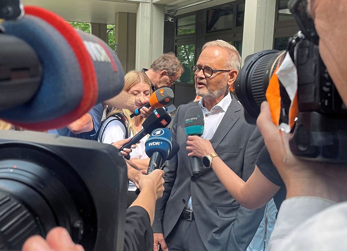 Ein aufsehenerregender Fall: Klinikum-Chefarzt Prof. Volz klagt gegen seinen Arbeitgeber und löste beim Prozess in erster Instanz ein bundesweites Medienecho aus. Foto: Ursula Vielberg