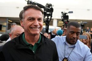 Dem ehemaligen Präsidenten von Brasilien, Jair Bolsonaro, wird von der Justiz unter anderem ein versuchter Staatsstreich vorgeworfen. (Archivbild) - Foto: Eraldo Peres/AP/dpa