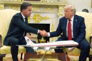 Bisher sind nur Fragmente über den Deal bekannt. (Archivbild) - Foto: Evan Vucci/AP/dpa