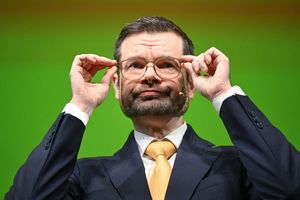 Marco Buschmann schlägt neue berufliche Wege ein. (Archivbild) - Foto: Bernd Weißbrod/dpa