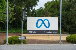 Meta nutzt das boomende Geschäft für Investitionen in Künstliche Intelligenz. (Archivbild) - Foto: Andrej Sokolow/dpa