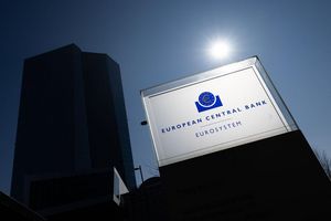 Die Euro-Währungshüter der EZB blicken regelmäßig auf Konjunktur und Inflation im Währungsraum. (Archivbild) - Foto: Boris Roessler/dpa