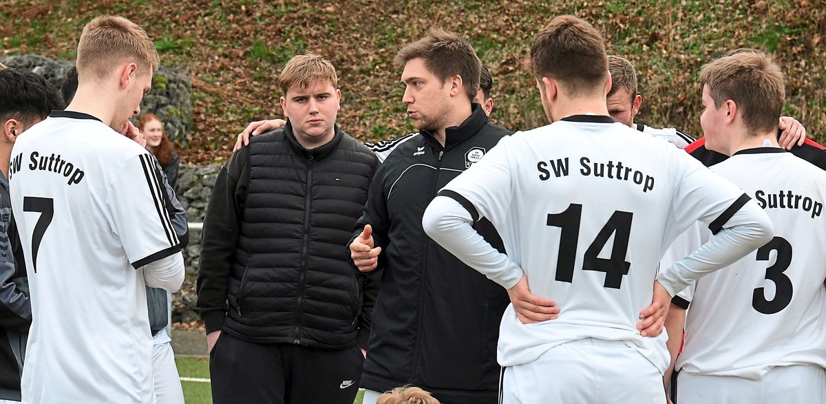 Lukas Köhler ist neuer Trainer der 1. Mannschaft der SG Suttrop/Kallenhardt. Foto: Hippe