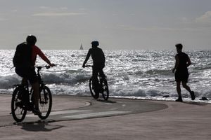 Strandsport auf Mallorca - Foto: Clara Margais/dpa
