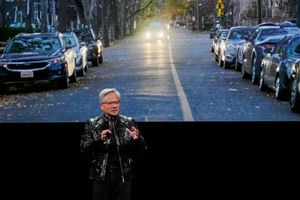 Nvidia will ab 2027 mit einem noch nicht benannten Partner Robotaxis auf die Straße bringen. - Foto: John Locher/AP/dpa