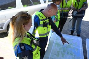 Die Polizei sucht vermisste Kinder in den Niederlanden. - Foto: Lars Penning/dpa