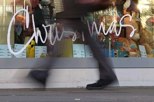 Erst ab 14.00 Uhr wird es an Heiligabend ruhiger. - Foto: Marcus Brandt/dpa