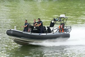 Nach dem Fund von vier Leichen in der Seine hat die Polizei einen Mann unter Mordverdacht festgenommen (Archivbild). - Foto: Michael Kappeler/dpa