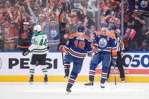 Die Oilers übernehmen in der Serie das Kommando. - Foto: Jason Franson/The Canadian Press/AP/dpa