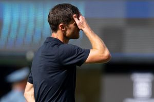 Oh weh, die erste Niederlage als Real-Trainer fiel für Xabi Alonso heftig aus. - Foto: Sven Hoppe/dpa