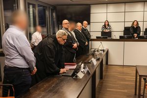 Im Fall der versuchten Erpressung der Familie Schumacher ist Berufung eingelegt worden. Das Verfahren beginnt Mitte November. (Archivbild) - Foto: Oliver Berg/dpa