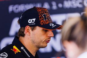 Max Verstappen muss nicht nur sein vorzeitiges Aus in Spielberg verkraften. - Foto: Philipp von Ditfurth/dpa