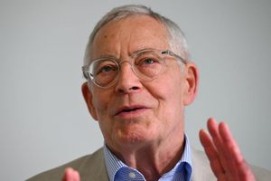 Der Krieg sei zurück in Europa, sagt Schlögel, «das kann man nicht negieren». - Foto: Arne Dedert/dpa