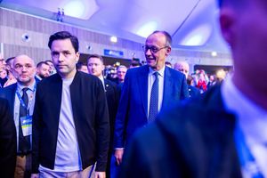 Ohne die Stimmen der Jungen Union hat die Regierung keine sichere Mehrheit. (Archivbild) - Foto: Philipp von Ditfurth/dpa