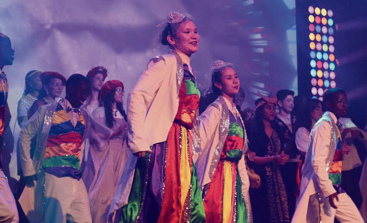 Bunt wie ein Regenbogen: Viele Kulturen sind beim Colors of Voices Song Contest vertreten. Fotos: Bertermann