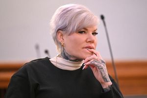 Hitlergruß-Vorwurf: Geldstrafe für Melanie Müller gefordert - Verteidigung will Freispruch - Foto: David Hammersen/dpa