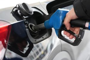 Um rund acht Cent unterscheiden sich die günstigsten Regionen von den teuersten. (Symbolbild) - Foto: Marcus Brandt/dpa