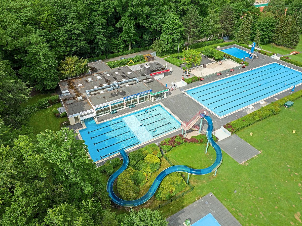 Das Waldfreibad in Anröchte aus der Luft. Foto: Eickhoff