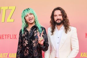 In ihrem Podcast kündigen Bill und Tom Kaulitz an, «Wetten, dass..?» zu übernehmen. - Foto: Annette Riedl/dpa