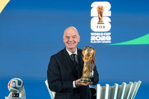 Gianni Infantino zeigt sich glücklich über die Zahl der Ticketanfragen für die WM. (Archivbild) - Foto: Claudio Thoma/KEYSTONE/dpa