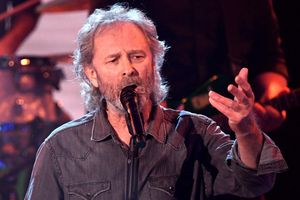 Schlagerstar Wolfgang Petry überrascht mit einer Single in Kölscher Mundart. (Archivfoto) - Foto: Jens Meyer/AP/Pool/dpa