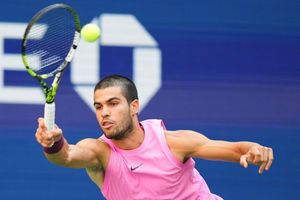 Carlos Alcaraz spielt am Sonntag um den US-Open-Titel. - Foto: Kirsty Wigglesworth/AP/dpa