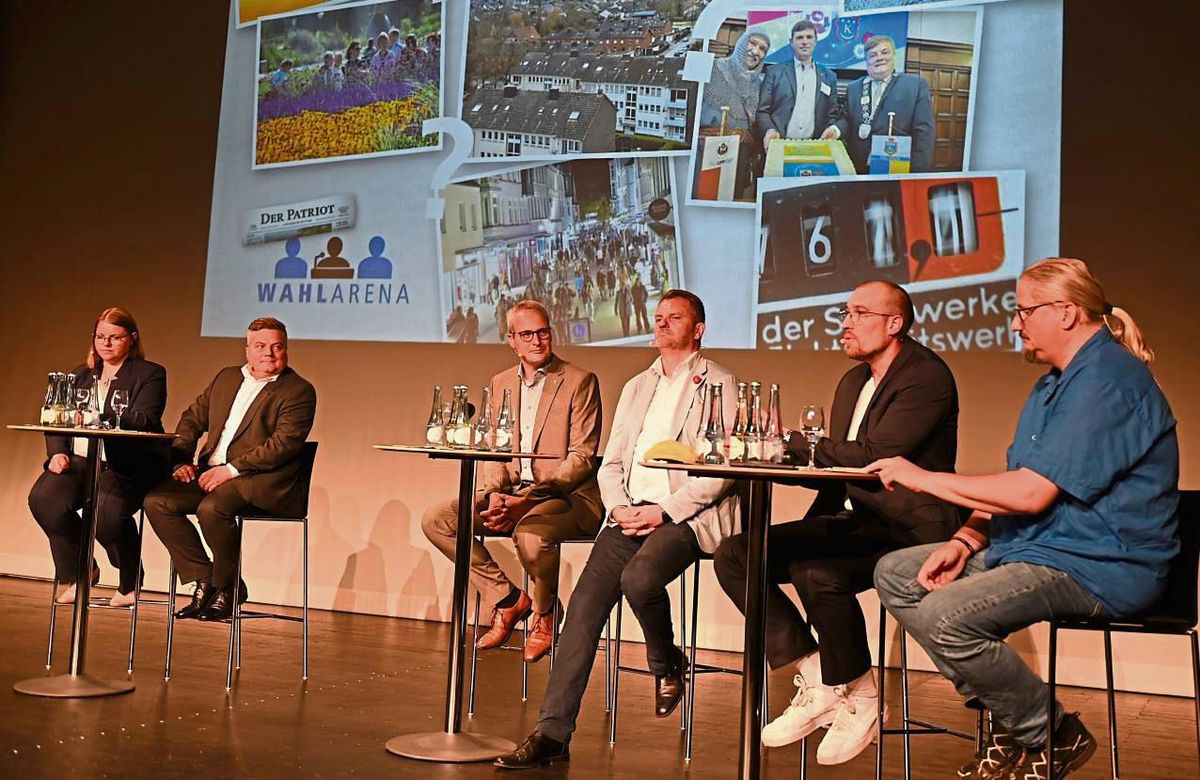In der Patriot-Wahlarena diskutierte Amtsinhaber Arne Moritz (2.v.l.) mit seinen Herausforderern (v.l.): Elisabeth Körner (Grüne), Alexander Tschense (parteilos), Jan Böttcher (BG), Torben Terwey (FDP/DCL) und Michael Bruns (Linke). Fotos. Tuschen