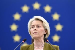 Von der Leyens Kommission muss sich Misstrauensanträgen stellen. (Archivbild) - Foto: Pascal Bastien/AP/dpa