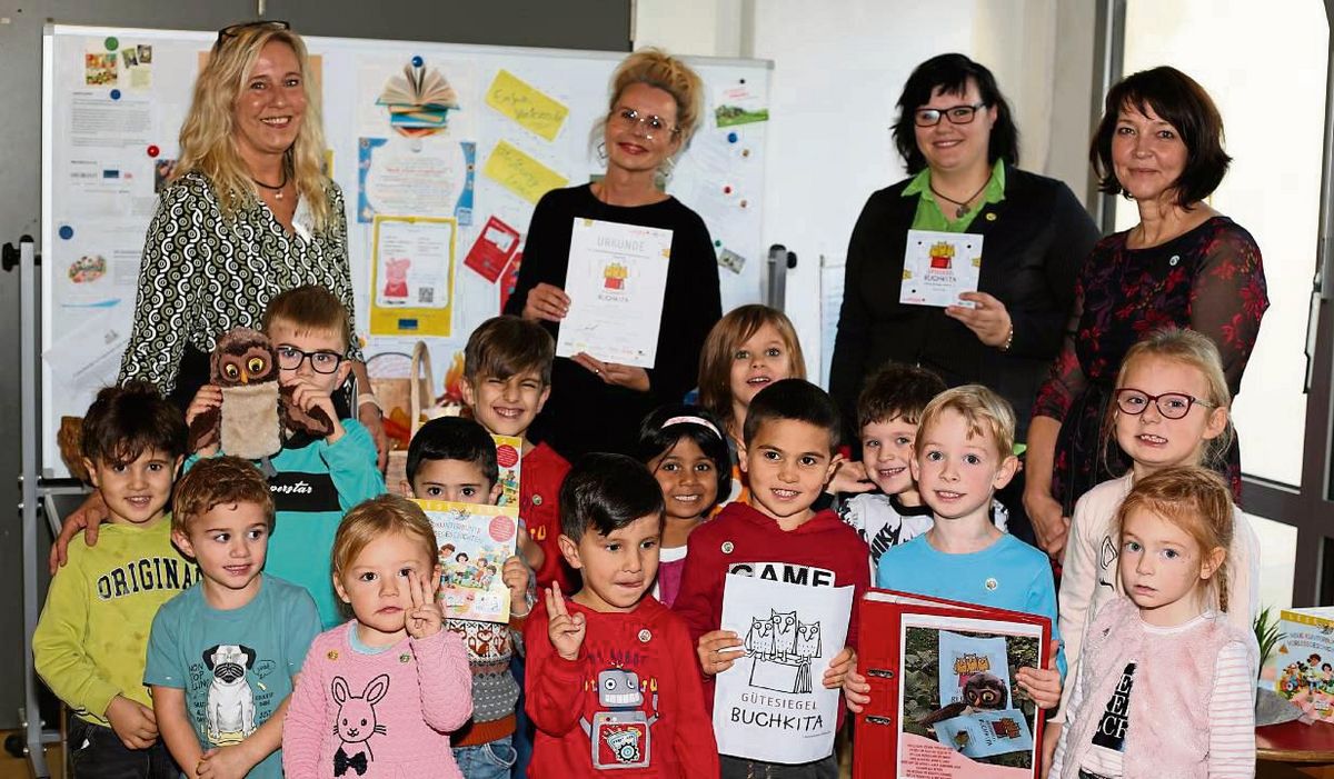 Bücher haben im Johanneskindergarten einen ganz hohen Stellenwert. Foto: Löseke