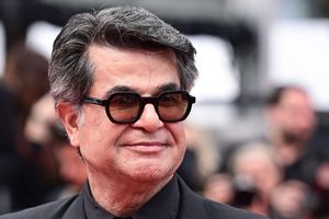 Jafar Panahi bei seiner Ankunft auf dem roten Teppich. - Foto: Miguel Medina/AFP/dpa
