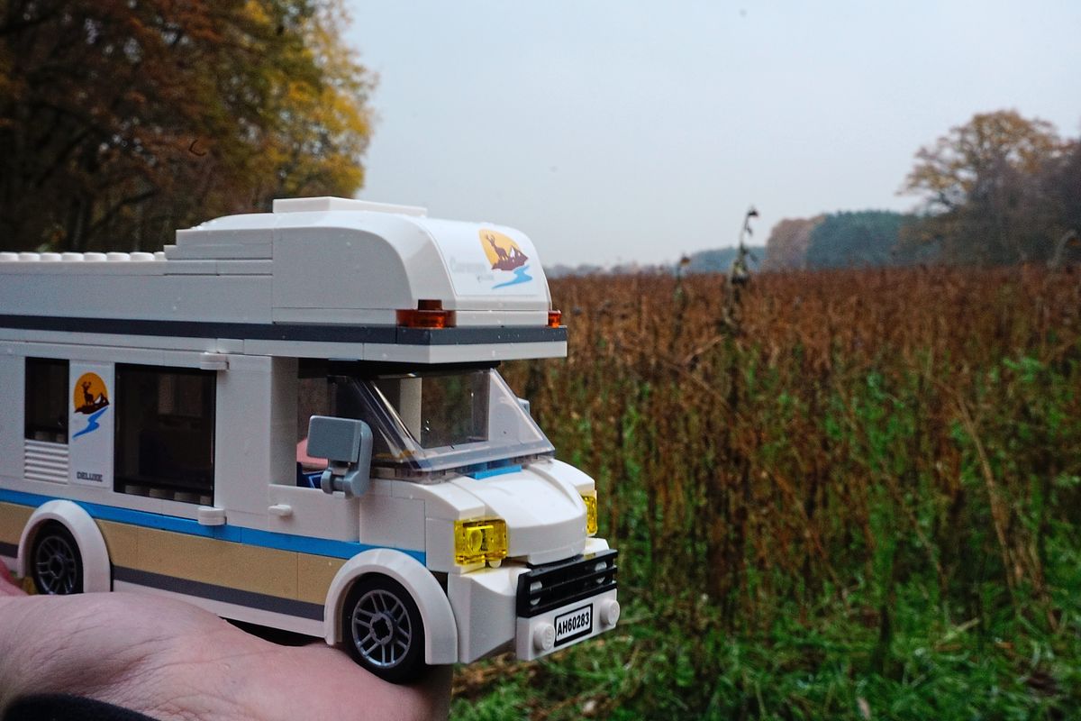 Der Campingplatz am Alberssee kann sich vergrößern – um einen Wohnmobilstellplatz an der Seeuferstraße, gegenüber dem Betonfertigteile-Werk. Archivfoto: Cegelski