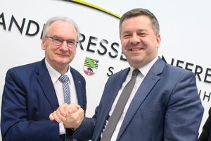 Gelingt die Übergabe von Reiner Haseloff (CDU) an Sven Schulze (CDU)? (Archivbild) - Foto: Klaus-Dietmar Gabbert/dpa