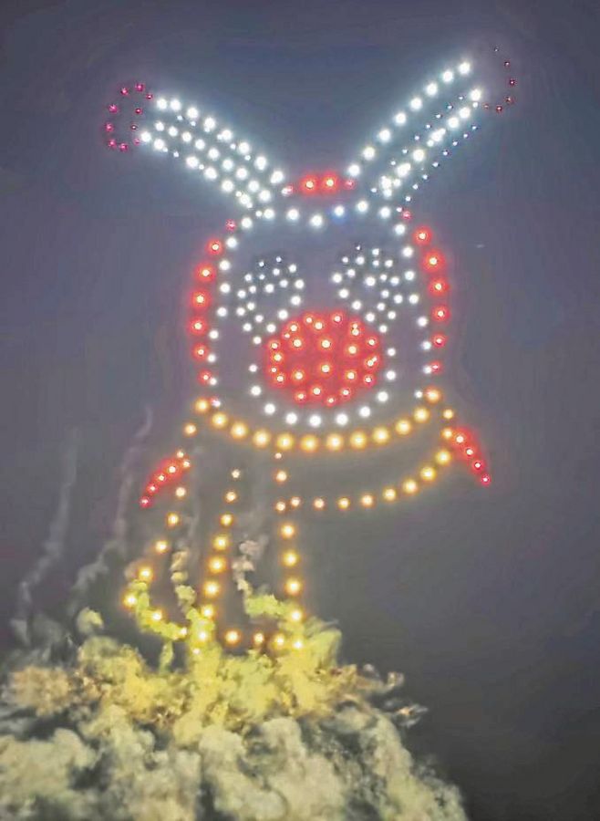 Auch Rietbergs Maskottchen Rieti wird – wie schon letztes Jahr – sicher von den Drohnen in den Nachthimmel gemalt.
