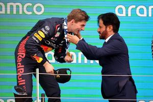 Teilsieg für Max Verstappen und Kollegen: Fia-Präsident Mohammed Ben Sulayem lenkt im Strafen-Streit ein. - Foto: Nigel French/Press Association/dpa