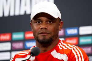 Vincent Kompany rechnet mit einem emotionalen Spiel in Miami. - Foto: Sven Hoppe/dpa