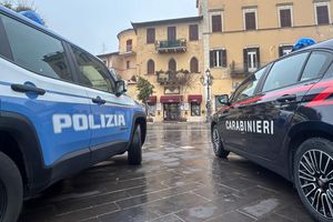 Immer wieder muss die Polizei in Italien gegen gewalttätige Jugendbanden vorgehen (Illustration). - Foto: Christoph Sator/dpa
