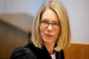 Oberstaatsanwältin Anne Brorhilker im Januar 2020 im Landgericht Bonn. - Foto: Oliver Berg/dpa