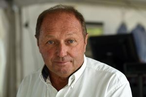 Jochen Mass: Rennfahrer mit Seemann-Herz. - Foto: picture alliance / dpa